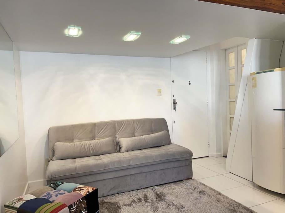 Practical And Cozy Flat In Ipanema Apartment